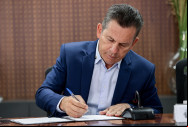 Governador anuncia que Estado ir