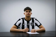 Bruninho, filho de Eliza Samudio vence torneio na Alemanha com o Botafogo